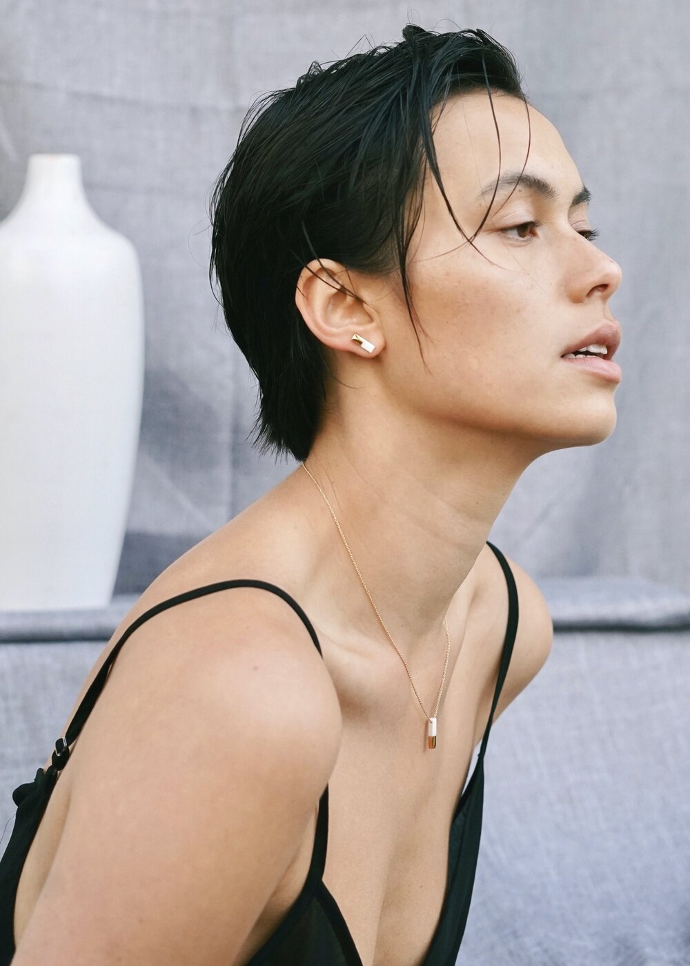 Gold Dipped Bar Necklace - Emerald Aurora