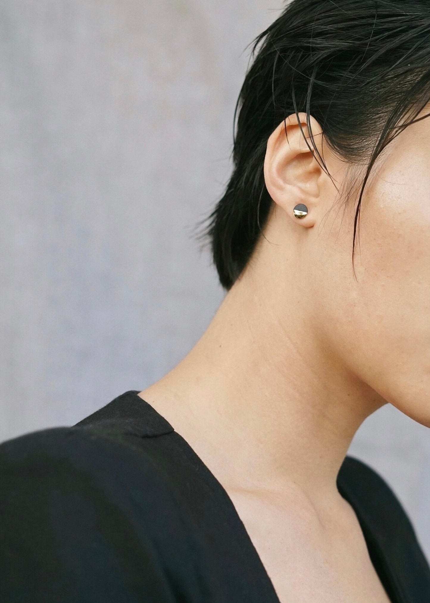 Porcelain Lumi̬re Earrings - Emerald Aurora