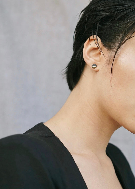 Porcelain Lumi̬re Earrings - Emerald Aurora