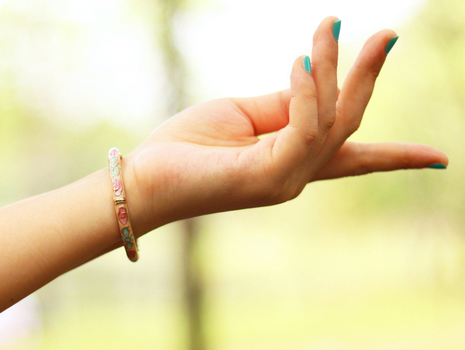 Aurora Emerald bracelets for sale